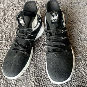 New Balance OMNIS basketball shoes mens 12